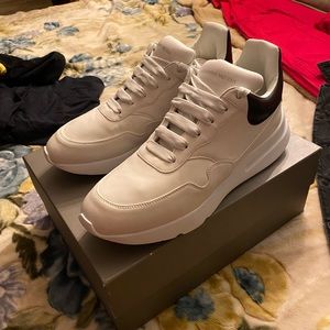 Alexander McQueen Oversize Runner